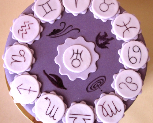 Astrology Sign Cake.