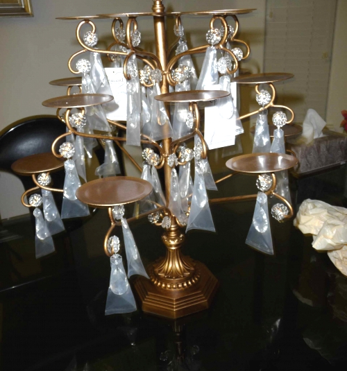 Opulent Treasures chandelier cupcake stand.