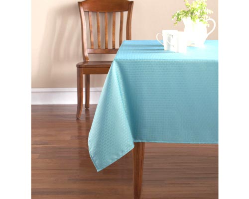 Mainstays Hyde Tablecloth with Table Protector.