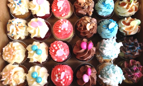 Mini Cupcakes.