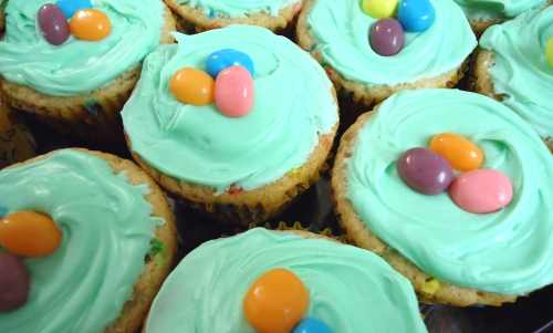 Egg Allergy Cooking. Pillsbury Cupcakes.