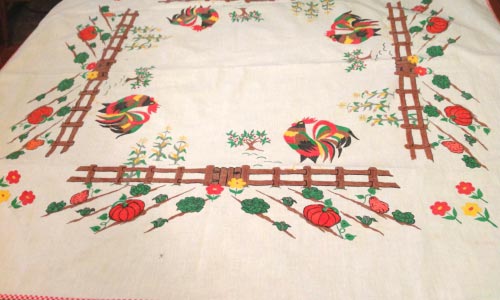 Vintage Rooster Tablecloth by MicesHouse on.