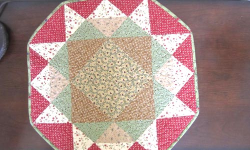 Valentine's Day Quilted Round Table Topper by TheQuiltedCreek.