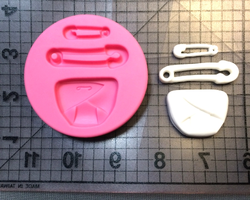 Baby Nappy and Safety Pin 502 Silicone Mold.