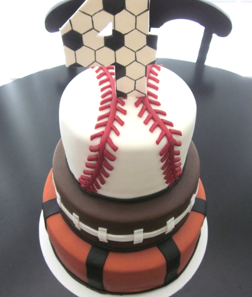 Darlin Designs. Happy Birthday Sport's Cake.