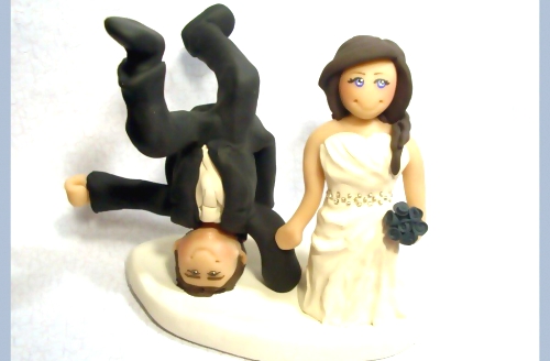 Considering the Unique Wedding Cake Toppers.