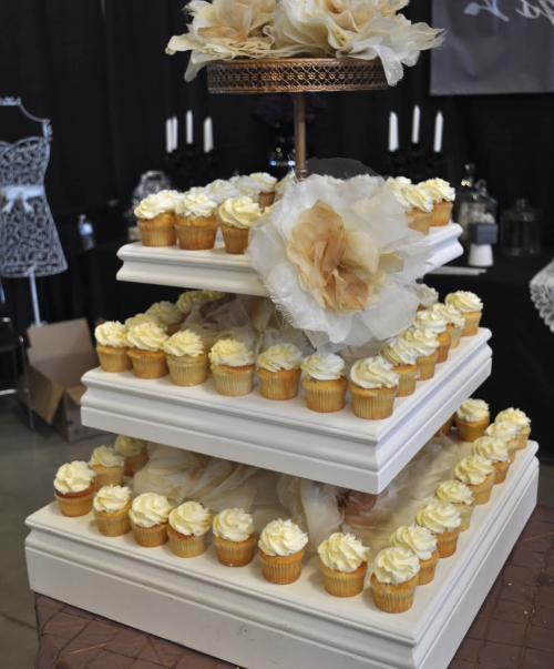 Ue Cupcake Stands. 5 Tiers Large Acrylic Wedding.