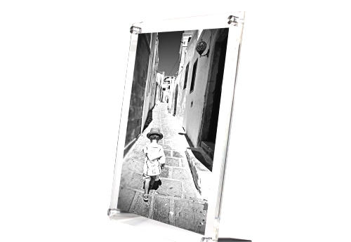 Clear Acrylic TableTop Float Frame for 8x10.