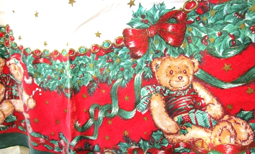 Lenox Holly Damask Tablecloth. 60 By 140-inch Oblong.