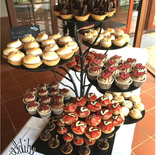 Dessert Table Forged Steel Display coffee.