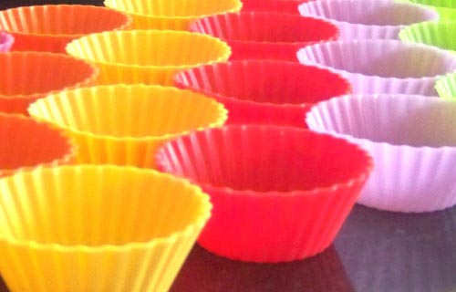 24 x Silicone Mini Muffin Cups.