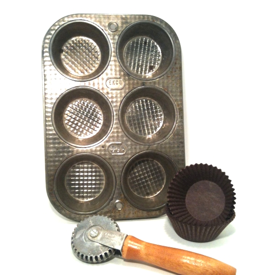 Vintage Muffin Tin ECKO, 6 cup Muffin Tin Vintage ECKO.