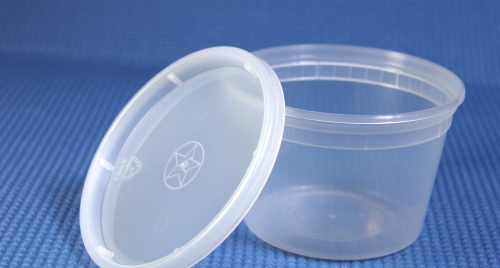Deli Food Storage Containers with Lids 16 Ounce 50 Count.