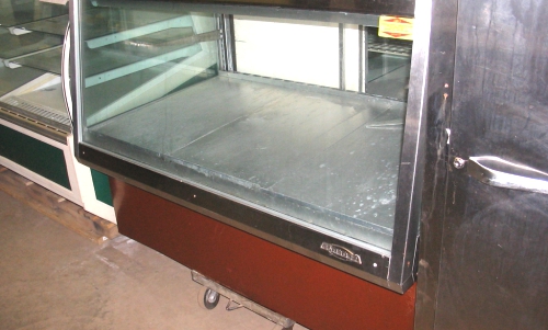 Refrigerated Federal 58 Bakery Case.