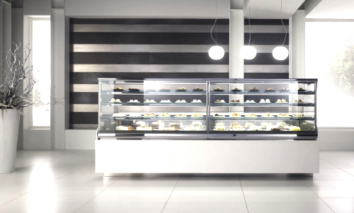 Refrigerated counter display case for bakeries for pastry shops for shops.