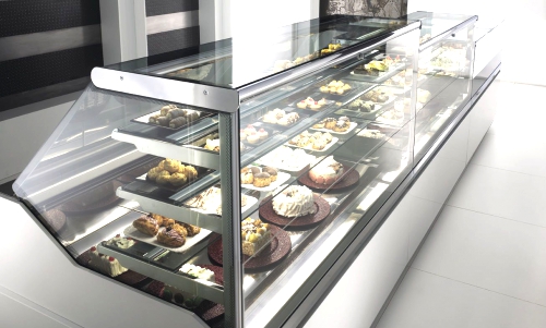 Refrigerated counter display case for bakeries for pastry shops for shops.