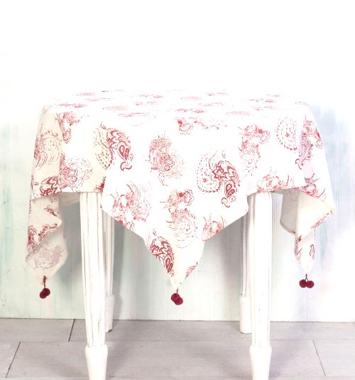 Backyard Rooster Tablecloth Linens &. Tablecloths. Beautiful Designs by April Cornell.