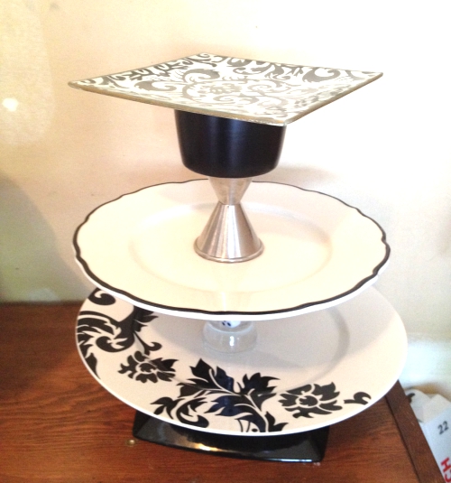 Black and White 3 Tiered Cake Stand.